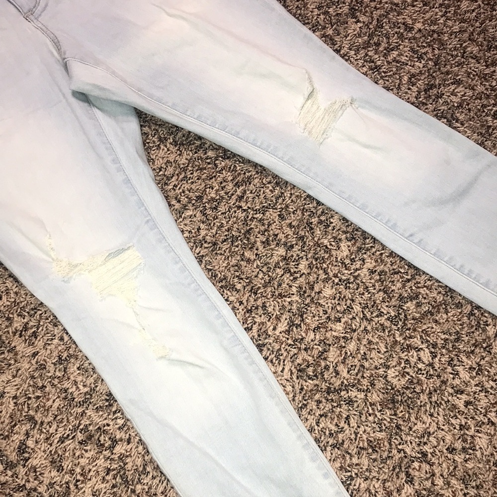 🐠Universal Thread 5/$25 SALE!  Blue Distressed Women's Skinny Jeans Size 4 | NWT - Picture 2 of 6